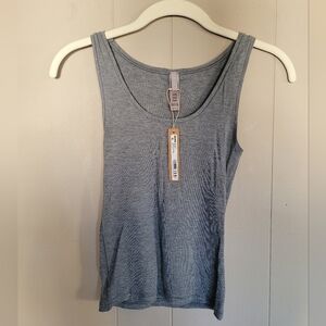 NWT SKIMS Soft Lounge Ribbed Tank Top M